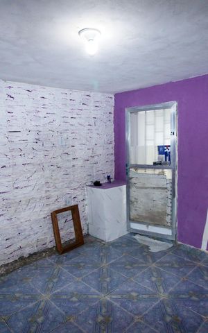 Casa à venda com 40m², 1 quarto e sem vagaSala