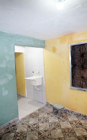 Casa à venda com 40m², 1 quarto e sem vagaQuarto