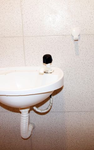 Casa à venda com 40m², 1 quarto e sem vagaBanheiro