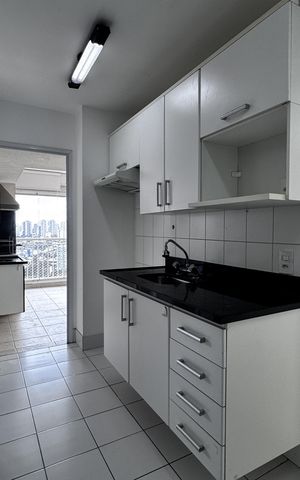 Apartamento à venda com 100m², 3 quartos e 2 vagas Apartamento à venda com 100m², 3 quartos e 2 vagasCozinha