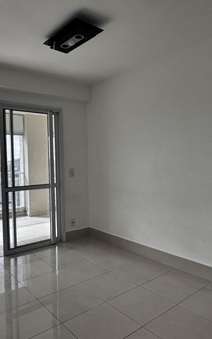 Apartamento à venda com 100m², 3 quartos e 2 vagas Apartamento à venda com 100m², 3 quartos e 2 vagasSala