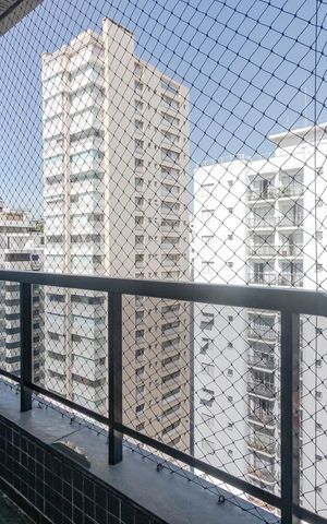 Apartamento à venda com 228m², 3 quartos e 2 vagas Apartamento à venda com 228m², 3 quartos e 2 vagasVaranda da Sala