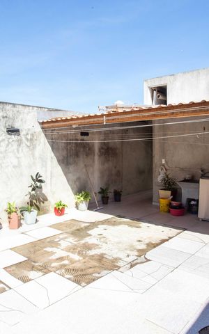 Casa à venda com 144m², 5 quartos e 3 vagasÁrea de Serviço