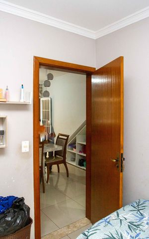 Casa à venda com 144m², 5 quartos e 3 vagasQuarto 4 Casa 1