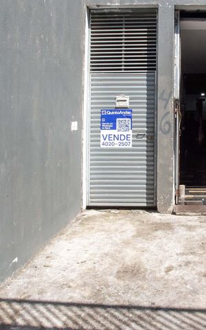 Casa à venda com 144m², 5 quartos e 3 vagasFachada