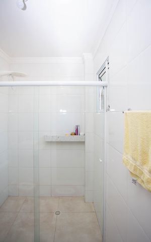 Casa à venda com 144m², 5 quartos e 3 vagasBanheiro da Suíte