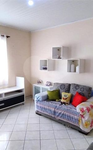 Casa à venda com 178m², 3 quartos e 2 vagas