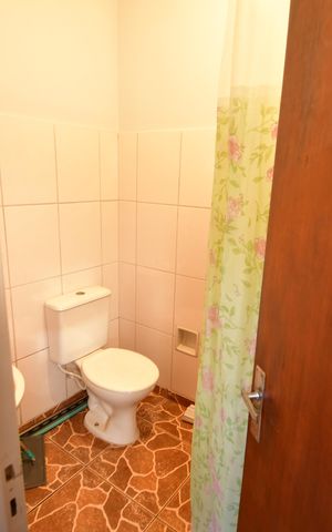 Casa à venda com 161m², 3 quartos e 2 vagasBanheiro de serviço