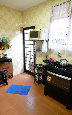 Casa à venda com 161m², 3 quartos e 2 vagasCozinha
