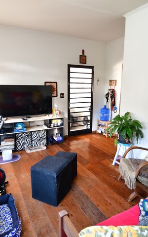 Casa à venda com 161m², 3 quartos e 2 vagasSala