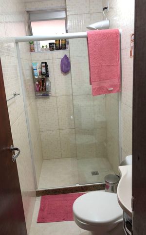 Apartamento à venda com 43m², 2 quartos e 1 vaga Apartamento à venda com 43m², 2 quartos e 1 vagaBanheiro