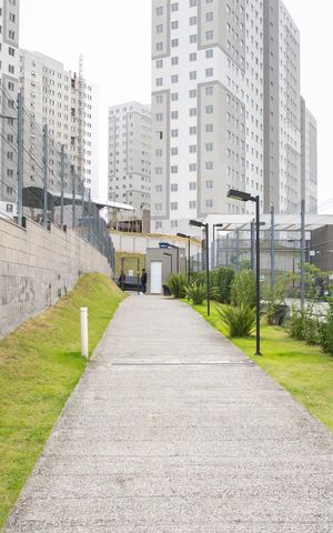Apartamento à venda com 43m², 2 quartos e 1 vaga Apartamento à venda com 43m², 2 quartos e 1 vagaPortaria Privada / Acesso Metrô