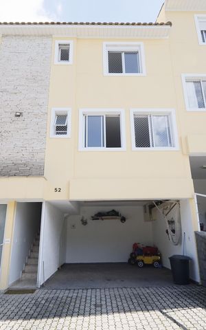 Casa de condomínio para alugar com 110m², 3 quartos e 3 vagasFachada