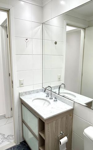 Apartamento para alugar com 66m², 2 quartos e 1 vaga Apartamento para alugar com 66m², 2 quartos e 1 vagaBanheiro 1