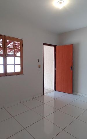 Casa para alugar com 120m², 3 quartos e 4 vagas Casa para alugar com 120m², 3 quartos e 4 vagasSala