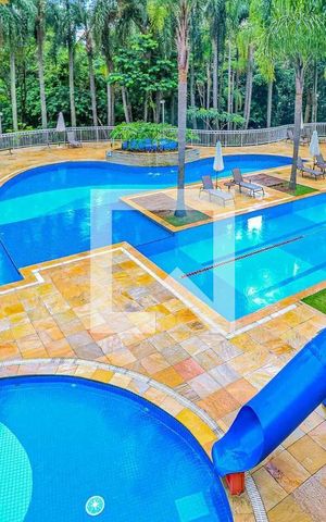 Apartamento à venda com 77m², 3 quartos e 2 vagas Apartamento à venda com 77m², 3 quartos e 2 vagasÁrea comum - Piscina