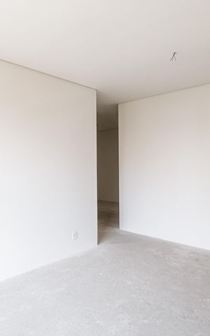 Apartamento à venda com 231m², 3 quartos e 4 vagas Apartamento à venda com 231m², 3 quartos e 4 vagasSuíte 3