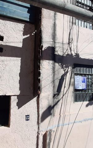Casa à venda com 150m², 3 quartos e 1 vaga Casa à venda com 150m², 3 quartos e 1 vagaPlaca instalada