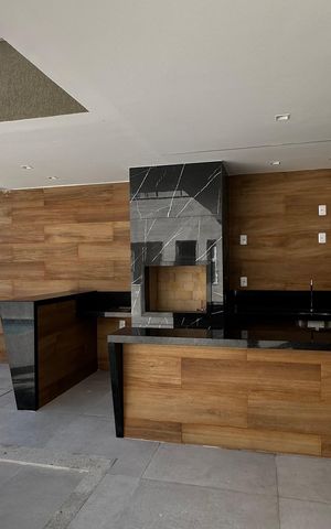 Casa de condomínio à venda com 273m², 4 quartos e 3 vagas Casa de condomínio à venda com 273m², 4 quartos e 3 vagasChurrasqueira