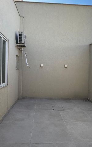 Casa de condomínio à venda com 273m², 4 quartos e 3 vagas Casa de condomínio à venda com 273m², 4 quartos e 3 vagasÁrea de Serviço