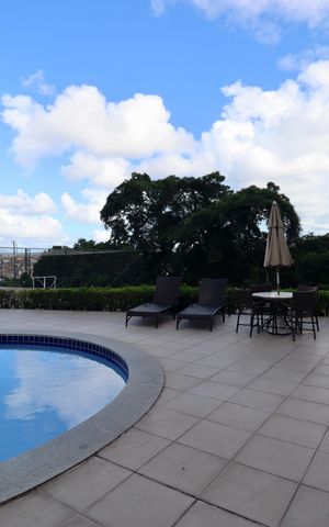 Apartamento para alugar com 70m², 2 quartos e 1 vaga Apartamento para alugar com 70m², 2 quartos e 1 vagaÁrea comum - Piscina