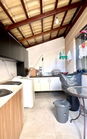Apartamento à venda com 140m², 3 quartos e 4 vagas