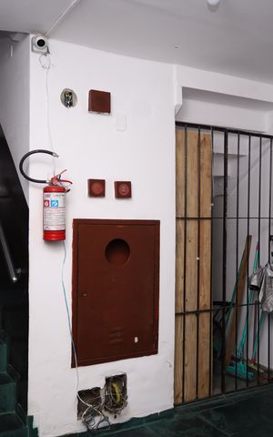 Apartamento para alugar com 60m², 2 quartos e sem vagaÁrea comum - Saguão do prédio