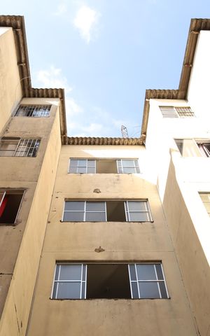 Apartamento para alugar com 60m², 2 quartos e sem vagaÁrea comum - Prédio
