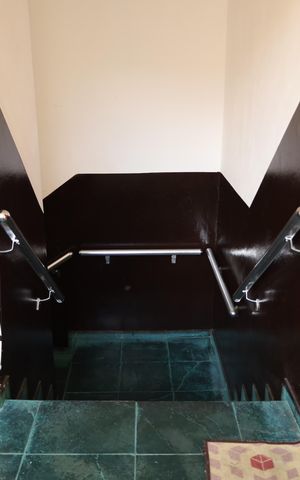 Apartamento para alugar com 60m², 2 quartos e sem vagaÁrea comum - Saguão do andar
