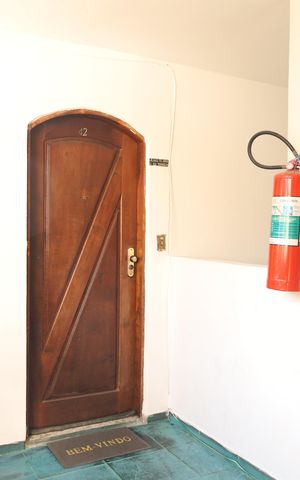 Apartamento para alugar com 60m², 2 quartos e sem vagaÁrea comum - Saguão do andar