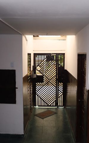 Apartamento para alugar com 60m², 2 quartos e sem vagaÁrea comum - Saguão do prédio