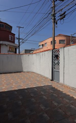 Casa para alugar com 105m², 1 quarto e 1 vagaQuintal