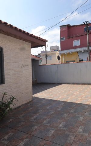Casa para alugar com 105m², 1 quarto e 1 vagaQuintal