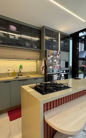 Casa à venda com 140m², 3 quartos e 4 vagas Casa à venda com 140m², 3 quartos e 4 vagasCozinha