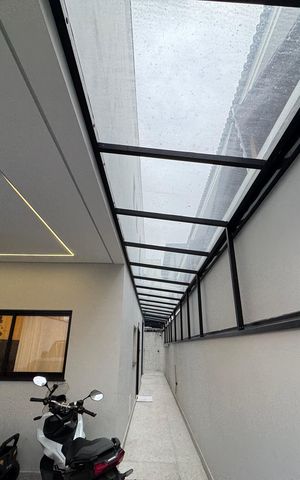Casa à venda com 140m², 3 quartos e 4 vagas Casa à venda com 140m², 3 quartos e 4 vagasDetalhe
