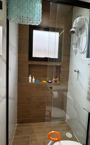 Casa à venda com 140m², 3 quartos e 4 vagas Casa à venda com 140m², 3 quartos e 4 vagasBanheiro da Suíte 2