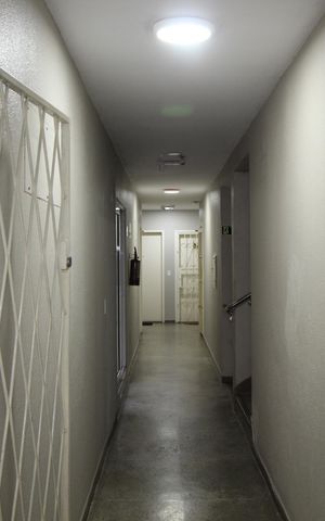 Apartamento à venda com 45m², 1 quarto e sem vagaCorredor