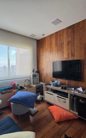 Apartamento à venda com 200m², 3 quartos e 4 vagas Apartamento à venda com 200m², 3 quartos e 4 vagasSala 2