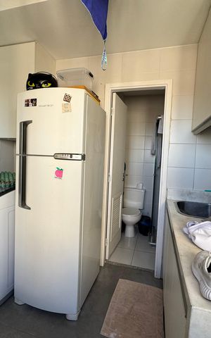 Apartamento à venda com 200m², 3 quartos e 4 vagas Apartamento à venda com 200m², 3 quartos e 4 vagasÁrea de Serviço