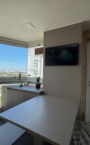 Apartamento à venda com 200m², 3 quartos e 4 vagas Apartamento à venda com 200m², 3 quartos e 4 vagasVaranda gourmet