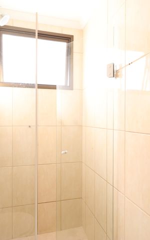 Apartamento à venda com 94m², 2 quartos e 2 vagasBanheiro da Suíte 1