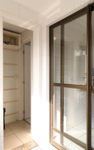 Apartamento à venda com 94m², 2 quartos e 2 vagasCozinha e Área de Serviço