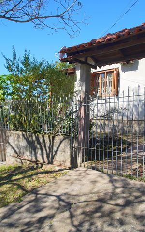 Casa à venda com 85m², 2 quartos e sem vagaFachada