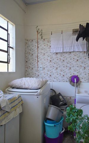 Casa à venda com 85m², 2 quartos e sem vagaÁrea de Serviço