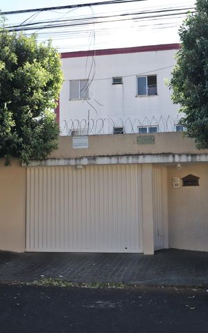 Apartamento para alugar com 65m², 2 quartos e 1 vagaFachada