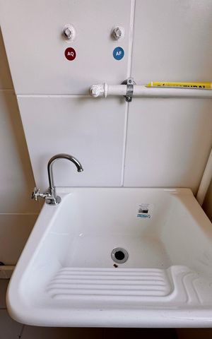 Apartamento à venda com 41m², 2 quartos e sem vagaCozinha e Área de Serviço