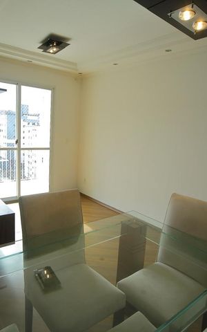 Apartamento à venda com 56m², 3 quartos e 1 vagaSala