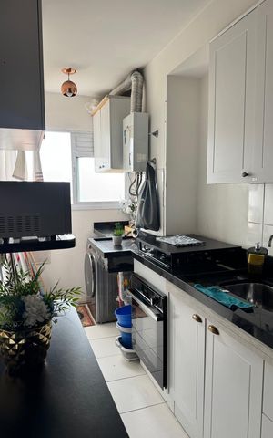 Apartamento à venda com 51m², 2 quartos e 1 vaga Apartamento à venda com 51m², 2 quartos e 1 vagaCozinha