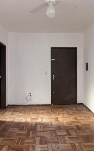 Apartamento à venda com 42m², 1 quarto e 1 vaga Apartamento à venda com 42m², 1 quarto e 1 vagaSala