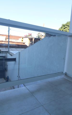 Casa à venda com 287m², 3 quartos e 3 vagasSacada da suíte 3